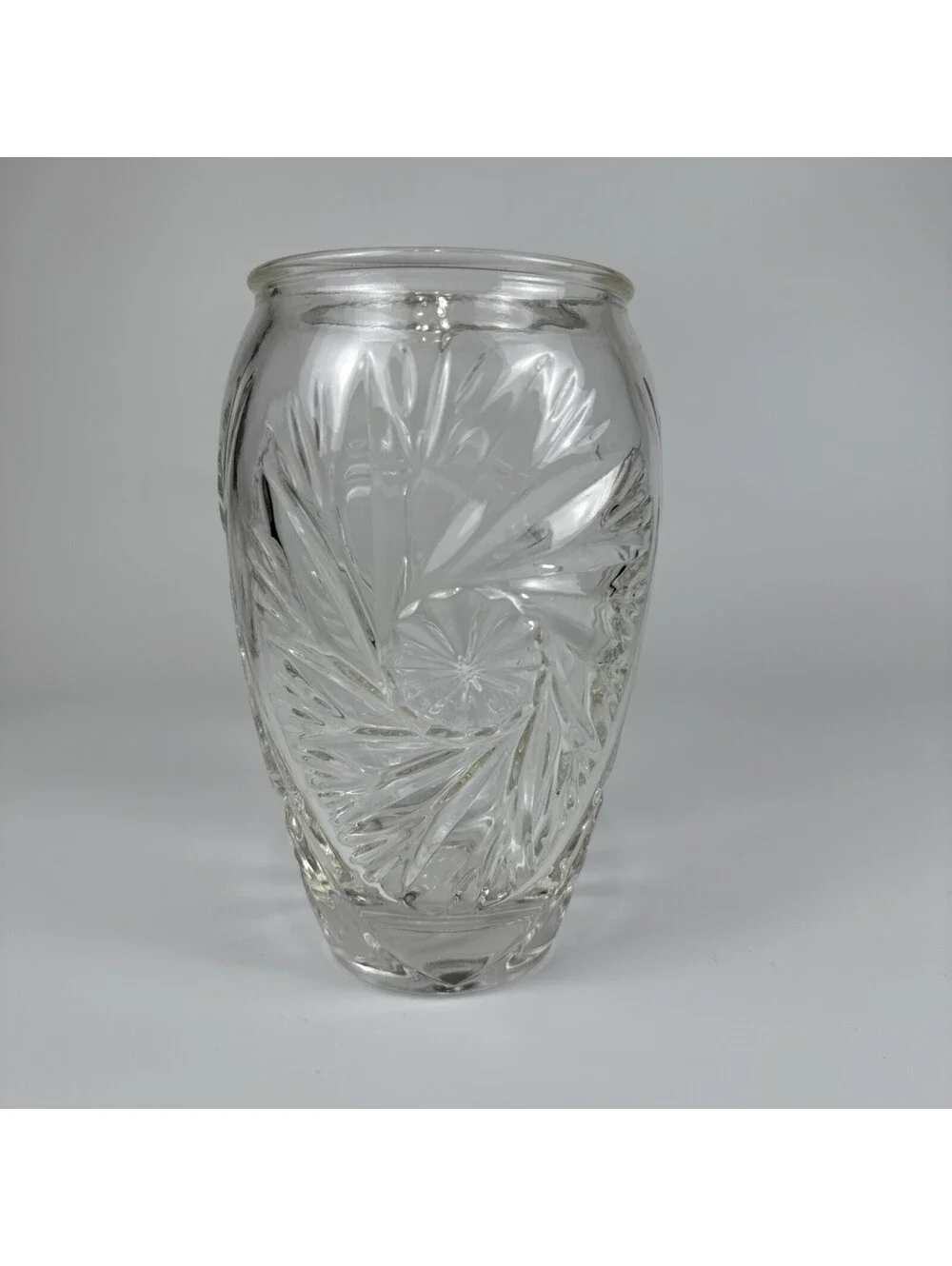 Vintage Ralph Lauren Crystal “Safari” Whirling Star & Shield Vase – Heavy Cut